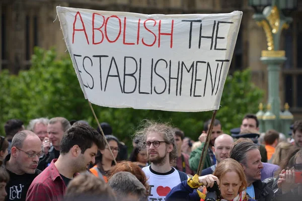 Londen Mei Demonstranten Rally Tegen Publieke Sector Bezuinigingen Herverkiezing Van — Stockfoto