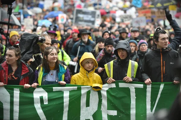 Milieuactivist Greta Thunberg Leidt Demonstranten Tijdens Een Bristol Youth Strike — Stockfoto