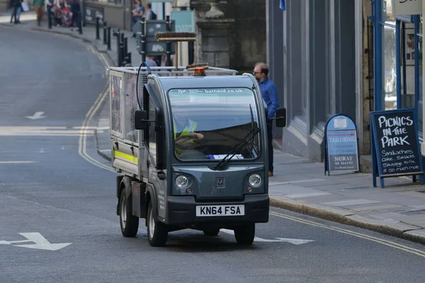 Industrial Vehicle Drives Road City Centre May 2016 Bath — Stockfoto
