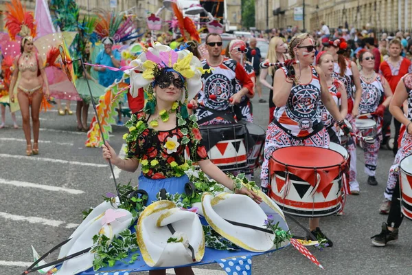 Dançarino Trajes Participa Carnaval Bath Julho 2016 Bath Reino Unido — Fotografia de Stock