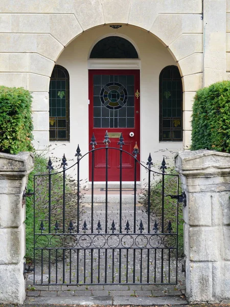 Exterieur Uitzicht Prachtig Oud Huisje Straat Een Engelse Stad — Stockfoto