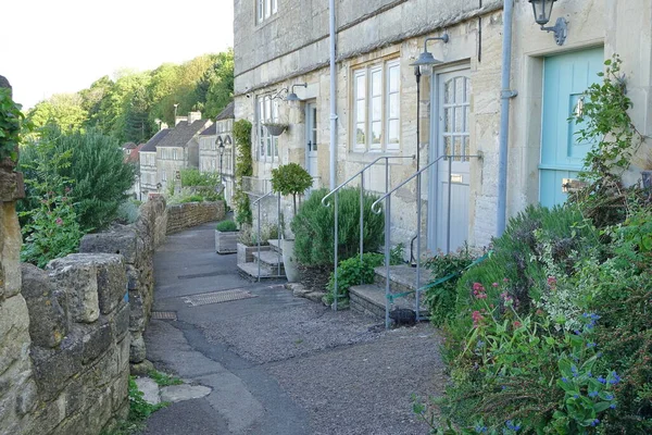 Vista Exterior Uma Casa Pedra Tradicional Rua Uma Cidade Inglesa — Fotografia de Stock