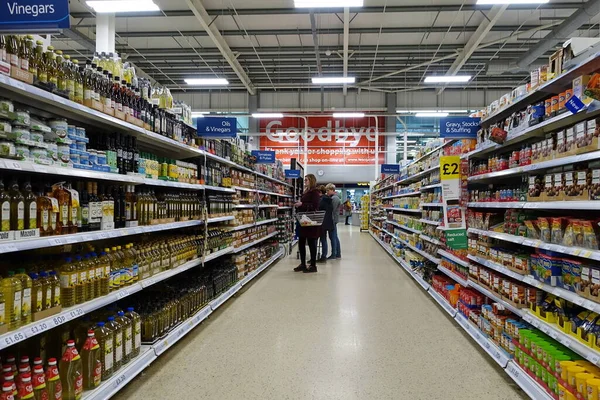 Tesco Supermarket Kwietnia 2019 Londynie Wielka Brytania Brytyjski Tesco Jest — Zdjęcie stockowe