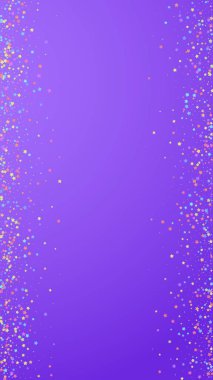 Şenlikli, göz kamaştırıcı konfeti. Kutlama yıldızları. Mor arka planda küçük renkli yıldızlar. Güzel bir şablon. Dikey vektör arkaplanı.