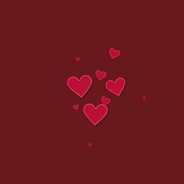 Kırmızı kalp konfetileri sever. Sevgililer Günü patlaması harika bir geçmiş. Dökülen kağıt kalpler, kestane rengi arka planda konfeti. Uygun vektör illüstrasyonu.