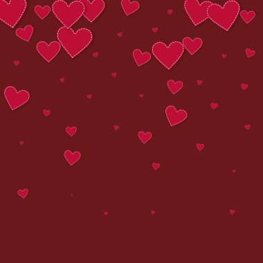 Kırmızı kalp konfetileri sever. Sevgililer Günü gradyanı harika bir geçmiş. Dökülen kağıt kalpler, kestane rengi arka planda konfeti. Egzotik vektör illüstrasyonu.
