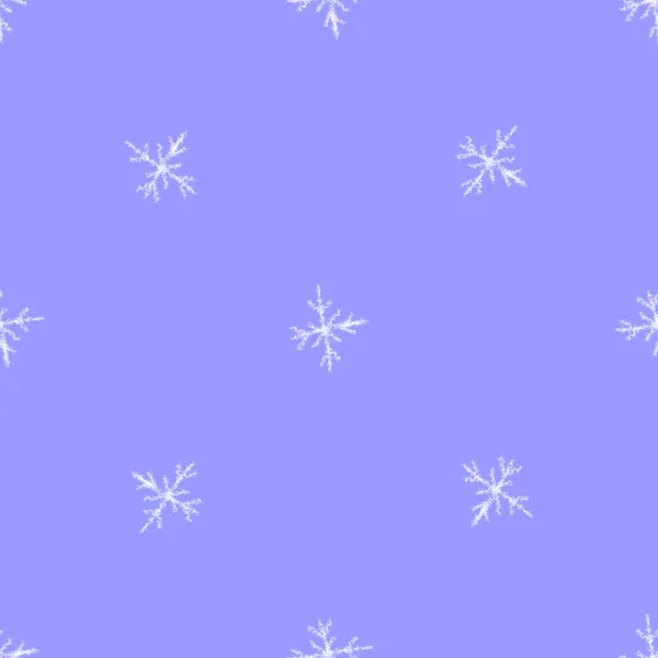 Handritade snöflingor jul sömlös mönster. Subtila flygande snöflingor på krita snöflingor bakgrund. Fantastisk krita handritad snö överlagring. Bra semester säsong dekoration. — Stockfoto