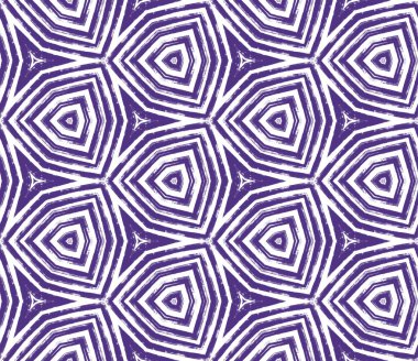 Geometrik dikişsiz desen. Mor simetrik kaleydoskop arka planı. Tekstil hazır, temiz baskı, mayo kumaş, duvar kağıdı, ambalaj. El çizimi geometrik kusursuz tasarım.