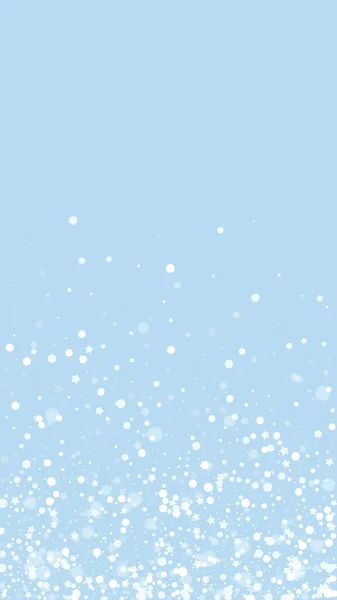 神奇的降雪圣诞节背景 淡淡的雪花和星辰在淡蓝色的冬季背景下飘扬 神奇的降雪度假风景 垂直矢量说明 — 图库矢量图片
