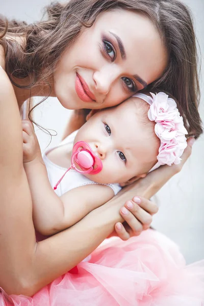 Young Beautiful Mother Holding Her Little Baby Mom Infant Family — Stock Photo, Image