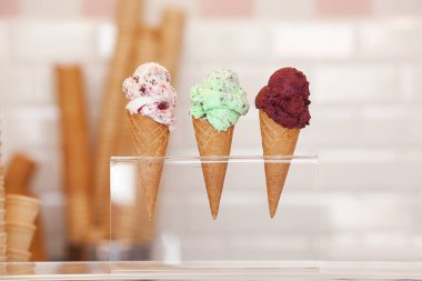 Dondurmanın yakın plan fotoğrafı. Soğuk tatlı. Yaz taze tatlıları.