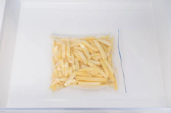 Det Finns Påse Pommes Frites Frysboxen — Stockfoto