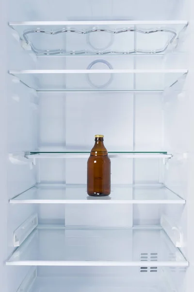 냉장고에 배경에 — 스톡 사진