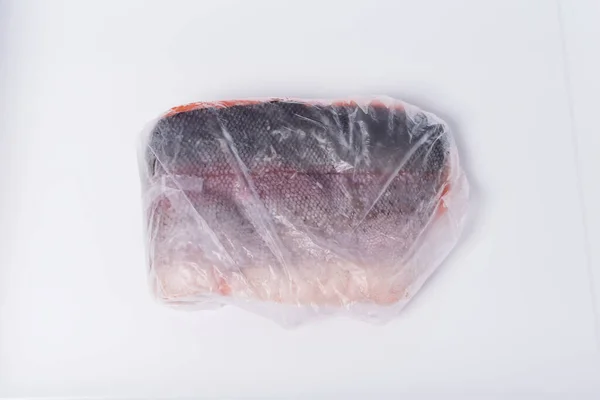 Λευκό Φόντο Ψάρια Σάκο Συσκευασίας Προετοιμασία Για Απόψυξη Για Περαιτέρω — Φωτογραφία Αρχείου