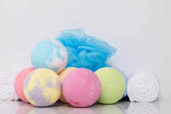 White Background Set Balls Multicolored Sea Salt Towel Washcloth — Fotografia de Stock