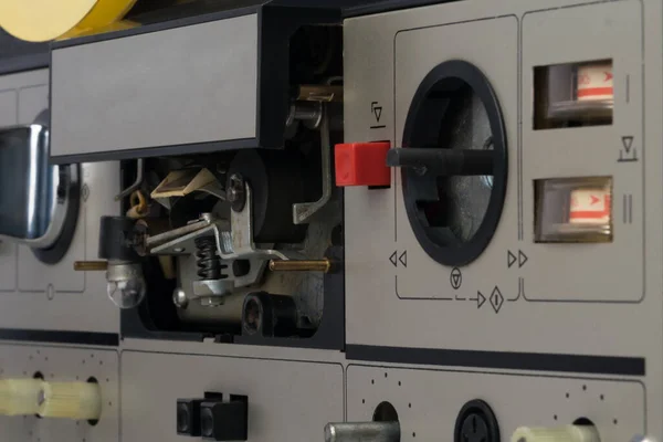 Sistema Controle Velho Gravador Fita Magnética Close — Fotografia de Stock