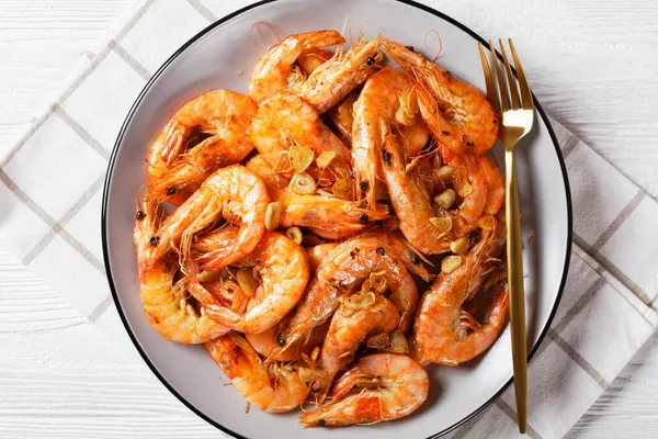 Gegrillte Knoblauchbutter Garnelen Spanische Gambas Ajillo Auf Einem Teller Auf — Stockfoto