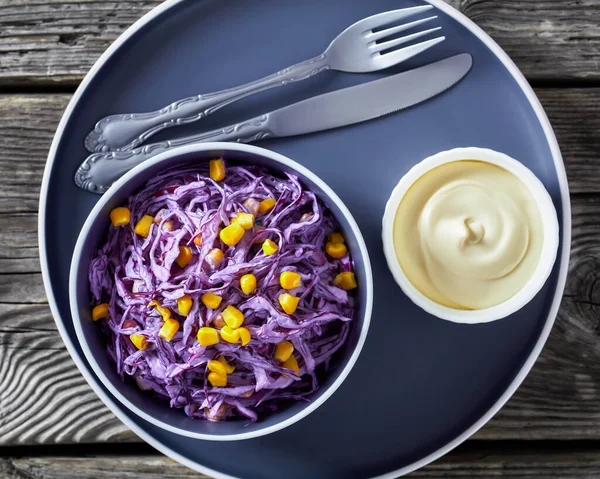 Red Cabbage Corn Salad Mayonnaise Dressing Bowl Rustic Wooden Table — Foto Stock