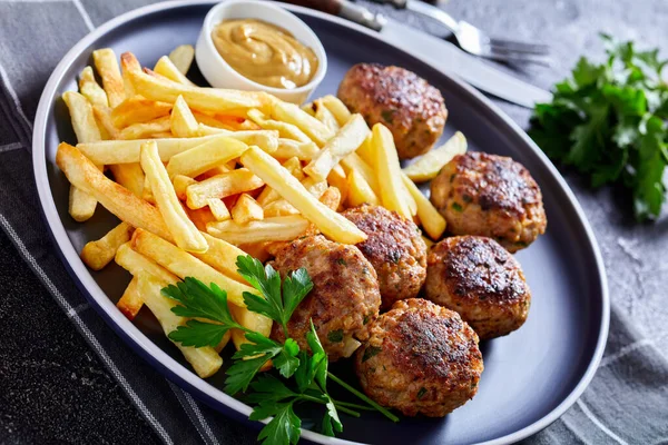 Close Vitoule Gehaktballetjes Belgian Meatballs Ground Pork Veal Plate French — стоковое фото