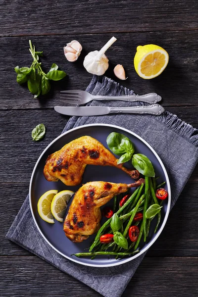 Roast Chicken Legs Green Beans Lemon Fried Tomatoes Fresh Basil — Stock Photo, Image