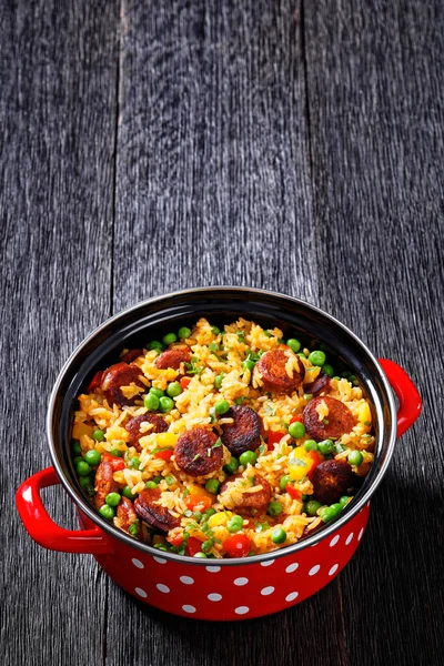 Freied Smoked Sausages Rice Bell Pepper Onion Green Peas Red — Stockfoto