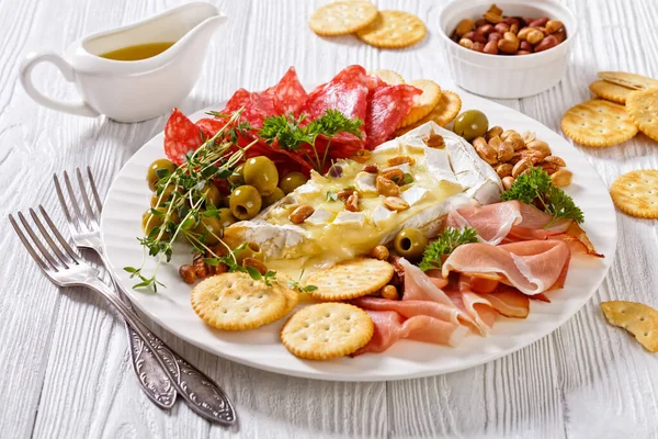 Savory Baked Brie Crackers Spanish Salchichon Salami Sausages Slices Smoked — Stock Photo, Image