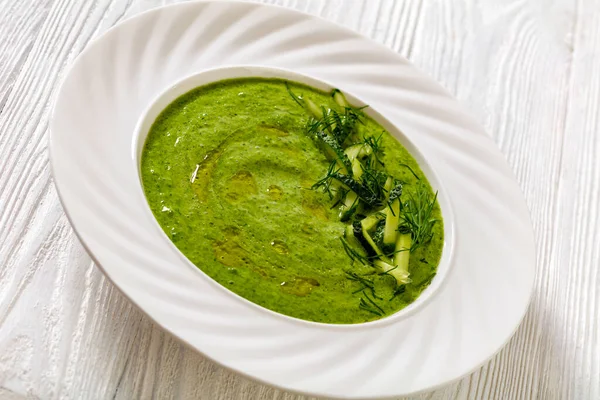 Close Tarator Summer Cold Cucumber Soup Dill Yogurt Olive Oil — Stockfoto