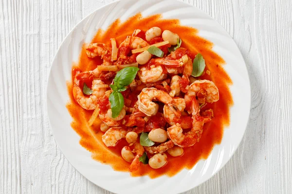 White Bean Tomato Fennel Shrimp Dinner White Plate White Wooden — Fotografia de Stock