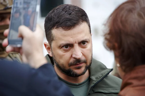 SEPT 14 2022 Ukrayna Devlet Başkanı Volodymyr Zelensky Rusya 'nın Ukrayna savaşı sırasında Harkiv' i ziyaret etti. Kharkiv, Ukrayna