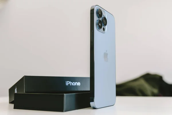 Kaunas Lithuania July 2022 Unboxing New Flagship Apple Iphone Pro — Stock Photo, Image