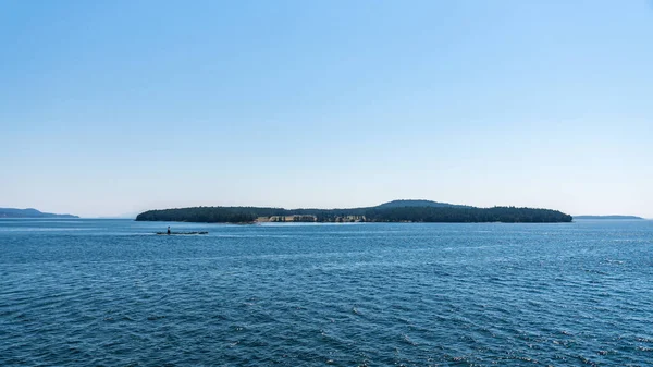 Pequeño Faro Medio Del Estrecho Georgia Entre Vancouver Victoria — Foto de Stock