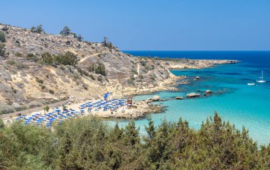 Protaras, Kıbrıs - 25 Haziran 2021: Konnos Plajı