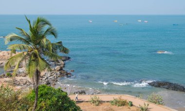 Kuzey Goa, Hindistan - 14 Ocak 2017: Kuzey Goa 'da Vagator plajı