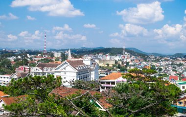 DA LAT, VİETNAM - 28 NİSAN 2018 Da Lat 'ın görüntüsü