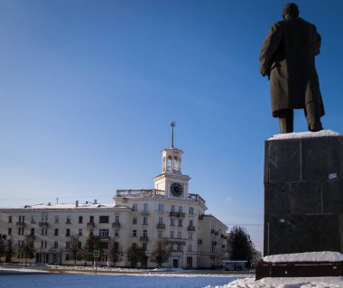 ZHELEZNOGORSK, RUSSIA - 6 Kasım 2016: Vladimir Lenin Anıtı