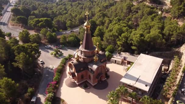 Православная церковь в Алтее. — стоковое видео