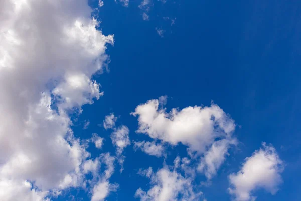 Cielo Azul Verano Con Nubes Blancas Belleza — Foto de Stock