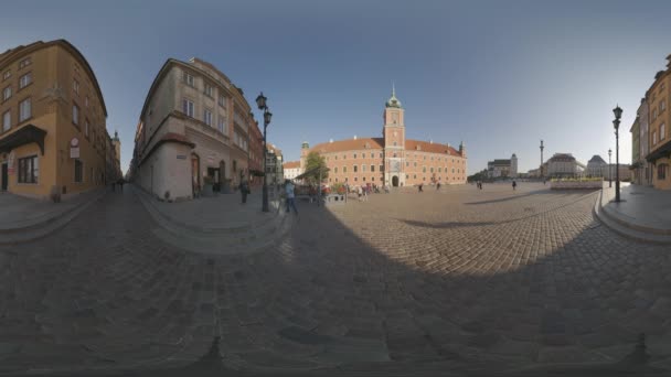 Old Town - Castle Square, The Royal Castle, Sigismunds Column, Copper-Roof Palace, Castle Gardens, Observation Deck Warsaw Poland 2021 — Stock Video