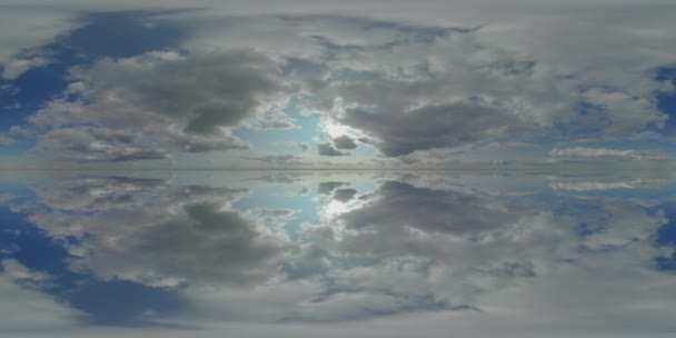 Timelapse niebo widok zachmurzenie natura equirectangular chmury krajobraz, 360 panorama sferyczne chmury vr,, skyscape skydome, 360 stopni przestrzeni środowiska — Wideo stockowe