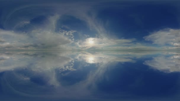 360パノラマ球状のvr雲、タイムラプスの空の景色曇り空の自然等長方形の雲、空のドーム、 360度の環境空間 — ストック動画