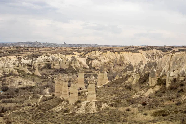 Capadocia Turquía Casas Residentes Locales Excavadas Las Rocas Arenosas Vivienda — Foto de Stock