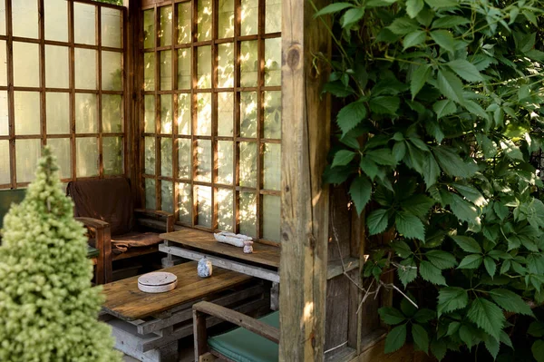 Una Bella Casa Giardino Verde — Foto Stock