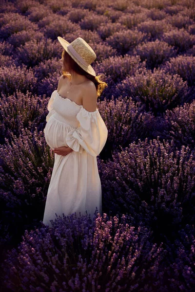 Pregnant Girl Hat Lavender Field Sunset — Zdjęcie stockowe