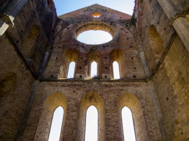 İtalya, Toskana 'daki San Galgano Manastırı' nın iç manzarası