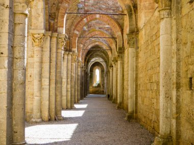 İtalya, Toskana 'daki San Galgano Manastırı' nın iç manzarası