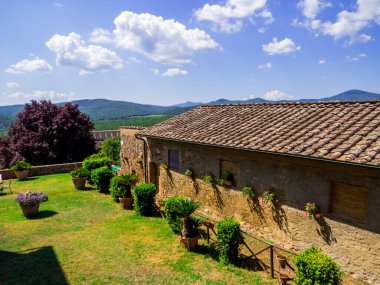 San Galgano, Toskana, İtalya 'da güzel bir manzara.