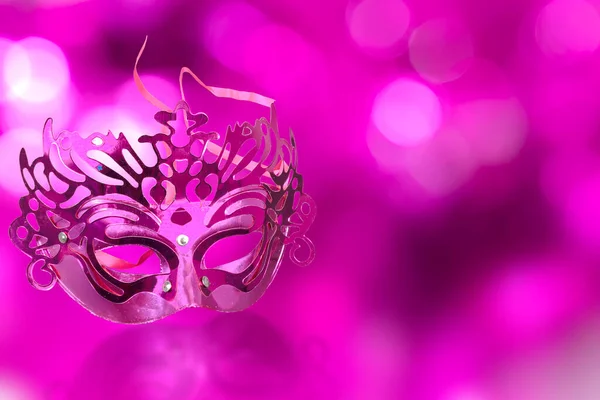 Różowa Maska Karnawałowa Błyszczącymi Tłami — Zdjęcie stockowe