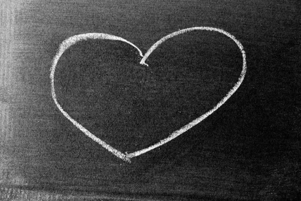 White Color Chalk Hand Drawing Heart Shape Blackboard Chalkboard Background — Stock Photo, Image