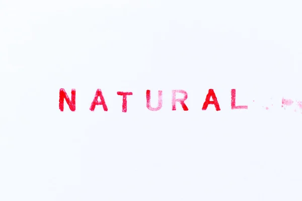 Timbro Gomma Inchiostro Colore Rosso Parola Naturale Sfondo Carta Bianca — Foto Stock