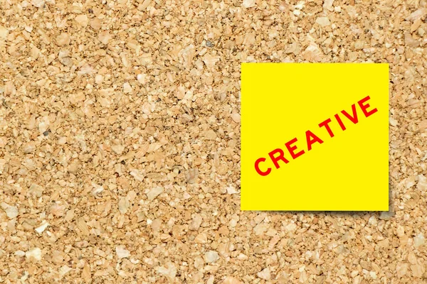 Yellow Note Paper Word Creative Cork Board Background Copy Space — 스톡 사진